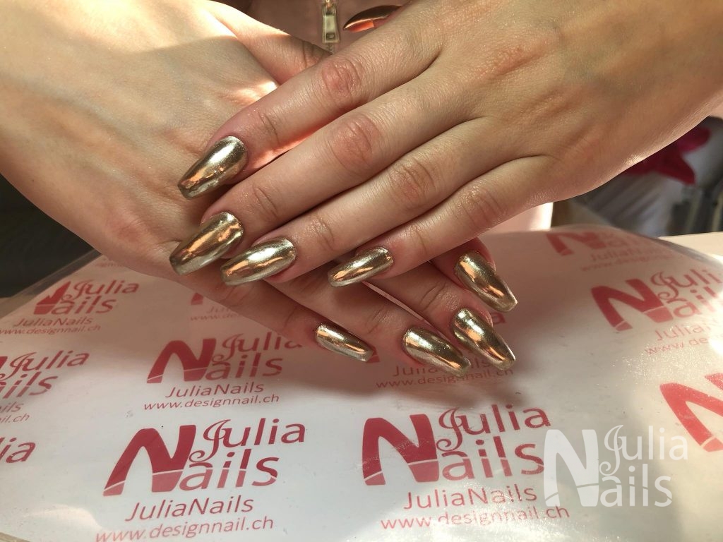 Nagelstudio Julia Nails – Nagelpflege, Nagelverlängerung mit Wrap, Gel  oder Acryl, French und Design, Hombrechtikon, Rapperswil